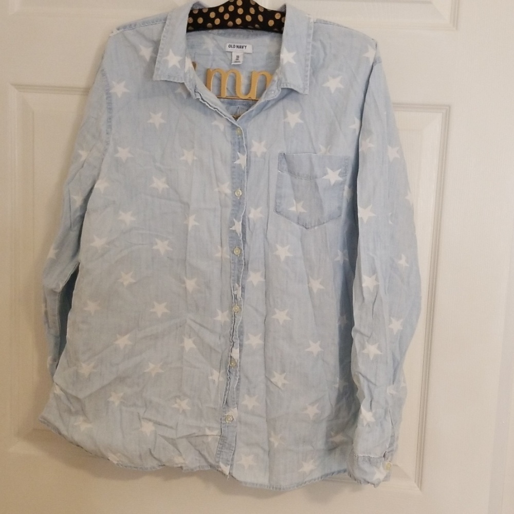 Star print denim shirt